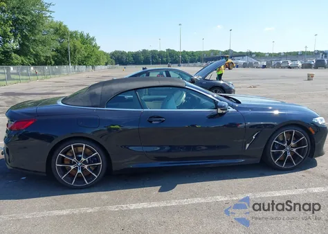 2021 BMW M850I xDrive z USA, uszkodzony, nr VIN WBAFY4C08MLF65557
